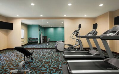 Fairfield Inn & Suites Lansing West