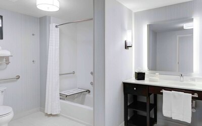 Homewood Suites by Hilton Lansing Eastwood