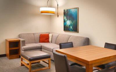 Hyatt Place Lansing - East
