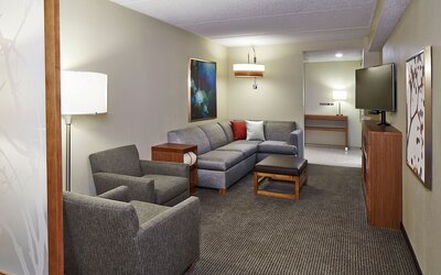 Hyatt Place Lansing - East
