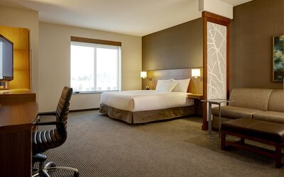 Hyatt Place Lansing - East
