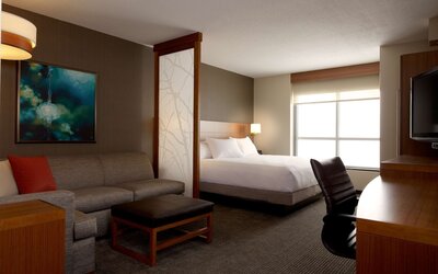 Hyatt Place Lansing - East