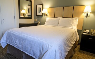 Candlewood Suites East Lansing by IHG