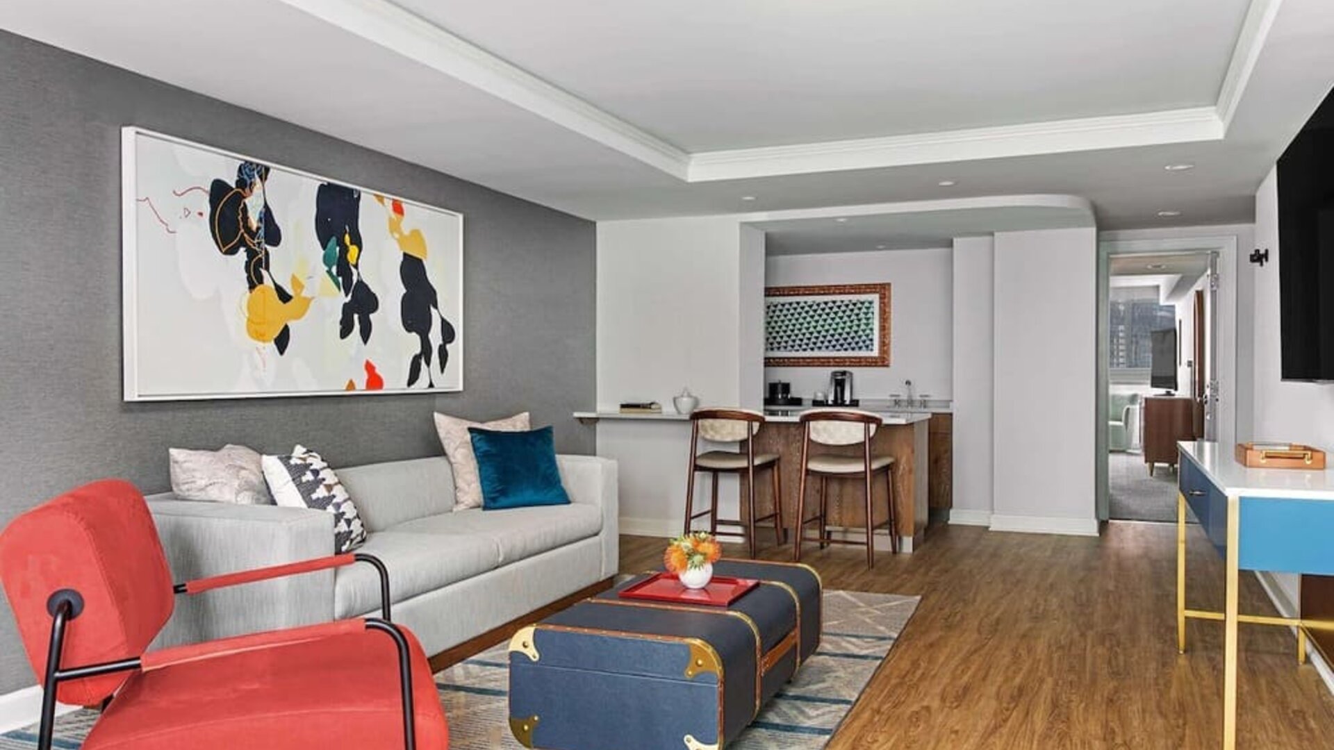 Spacious day use room with lounge at Royal Sonesta Chicago Downtown. 