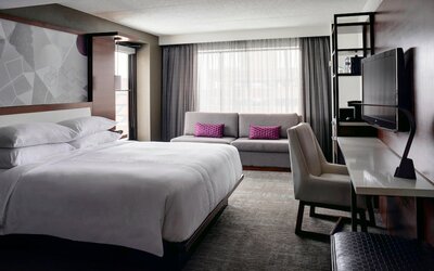 Marriott East Lansing at University Place