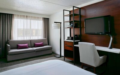 Marriott East Lansing at University Place