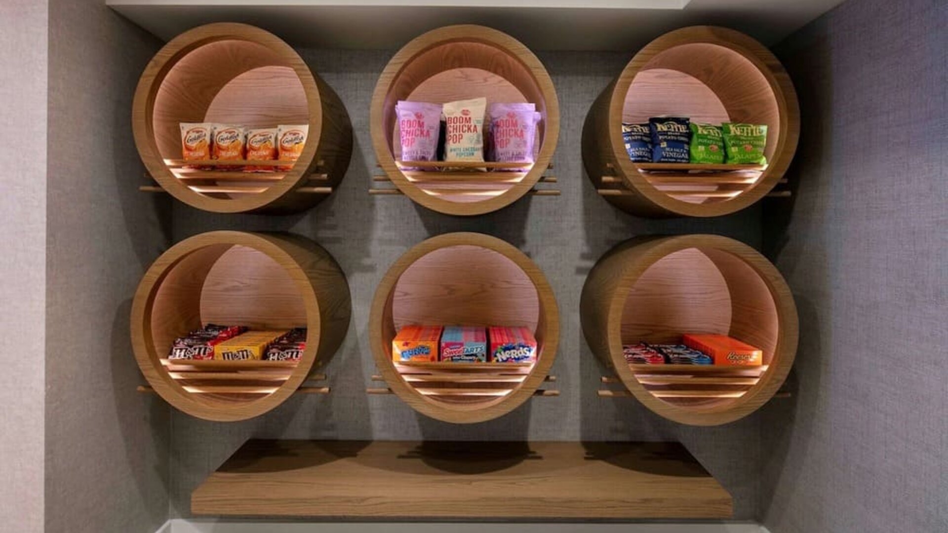 Convenience store and snacks available at Royal Sonesta Chicago Downtown. 