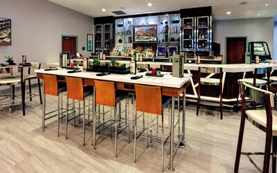 Marriott East Lansing at University Place