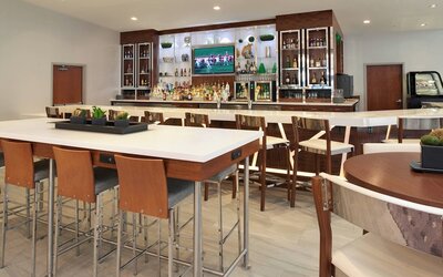 Marriott East Lansing at University Place