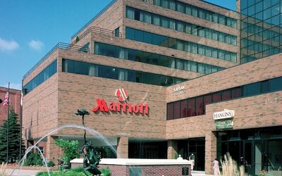 Marriott East Lansing at University Place