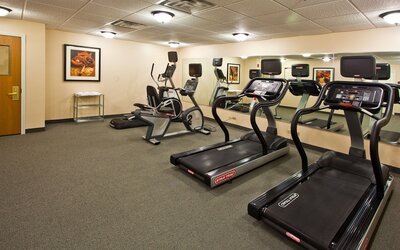Staybridge Suites Lansing - Okemos by IHG