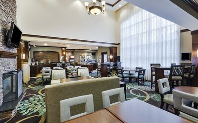 Staybridge Suites Lansing - Okemos by IHG