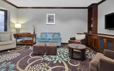 Staybridge Suites Lansing - Okemos by IHG