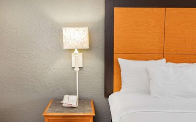 La Quinta Inn by Wyndham Laredo I-35
