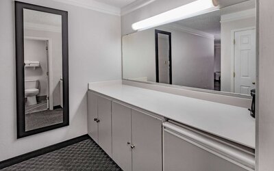 La Quinta Inn by Wyndham Laredo I-35