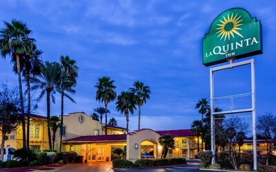La Quinta Inn by Wyndham Laredo I-35