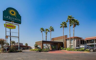 La Quinta Inn by Wyndham Laredo I-35