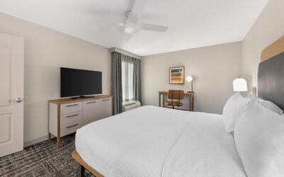 Homewood Suites by Hilton Laredo at Mall del Norte