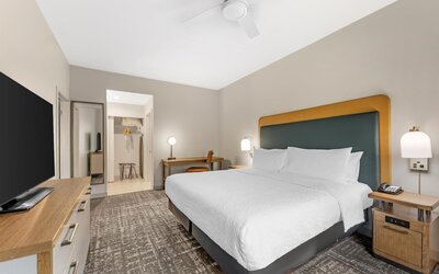 Homewood Suites by Hilton Laredo at Mall del Norte