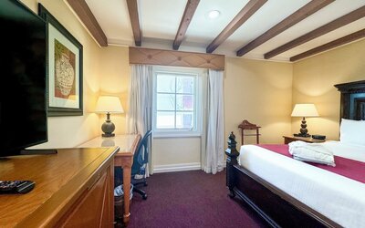 La Posada Hotel