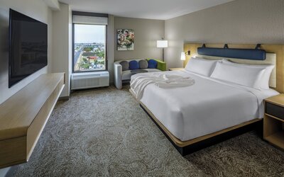 DoubleTree by Hilton Laredo