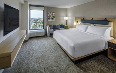 DoubleTree by Hilton Laredo