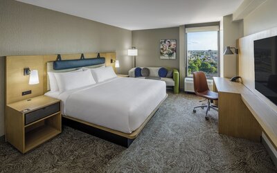 DoubleTree by Hilton Laredo