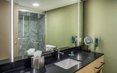 DoubleTree by Hilton Laredo
