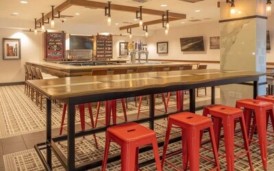 Bar area at Sonesta Anaheim Resort Area.