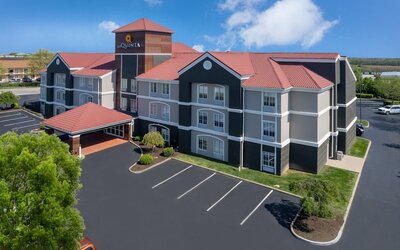 La Quinta Inn & Suites by Wyndham Lexington South / Hamburg