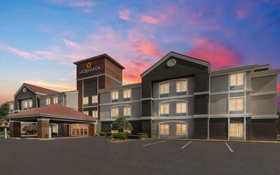 La Quinta Inn & Suites by Wyndham Lexington South / Hamburg
