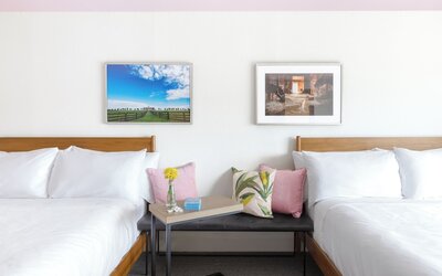 Elwood Hotel & Suites