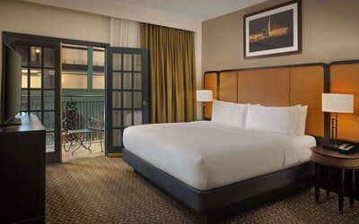 DoubleTree Suites by Hilton Hotel Lexington