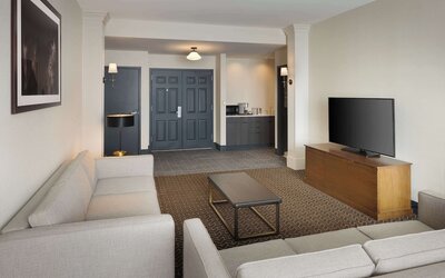 DoubleTree Suites by Hilton Hotel Lexington