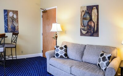 Asbury Inn & Suites