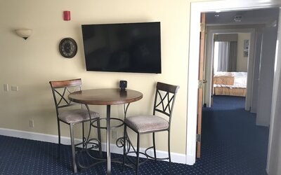 Asbury Inn & Suites