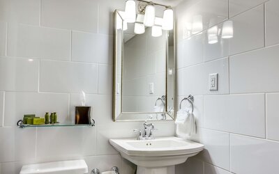 The Campbell House Lexington, Curio Collection by Hilton