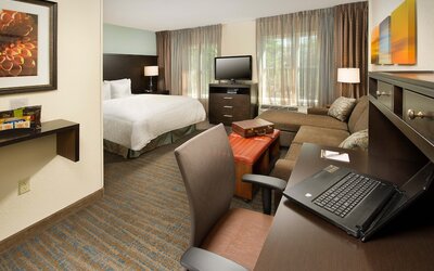 Staybridge Suites Lexington S Medical Ctr Area by IHG
