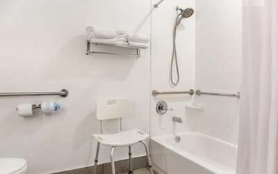 Country Inn & Suites by Radisson, Georgetown, KY