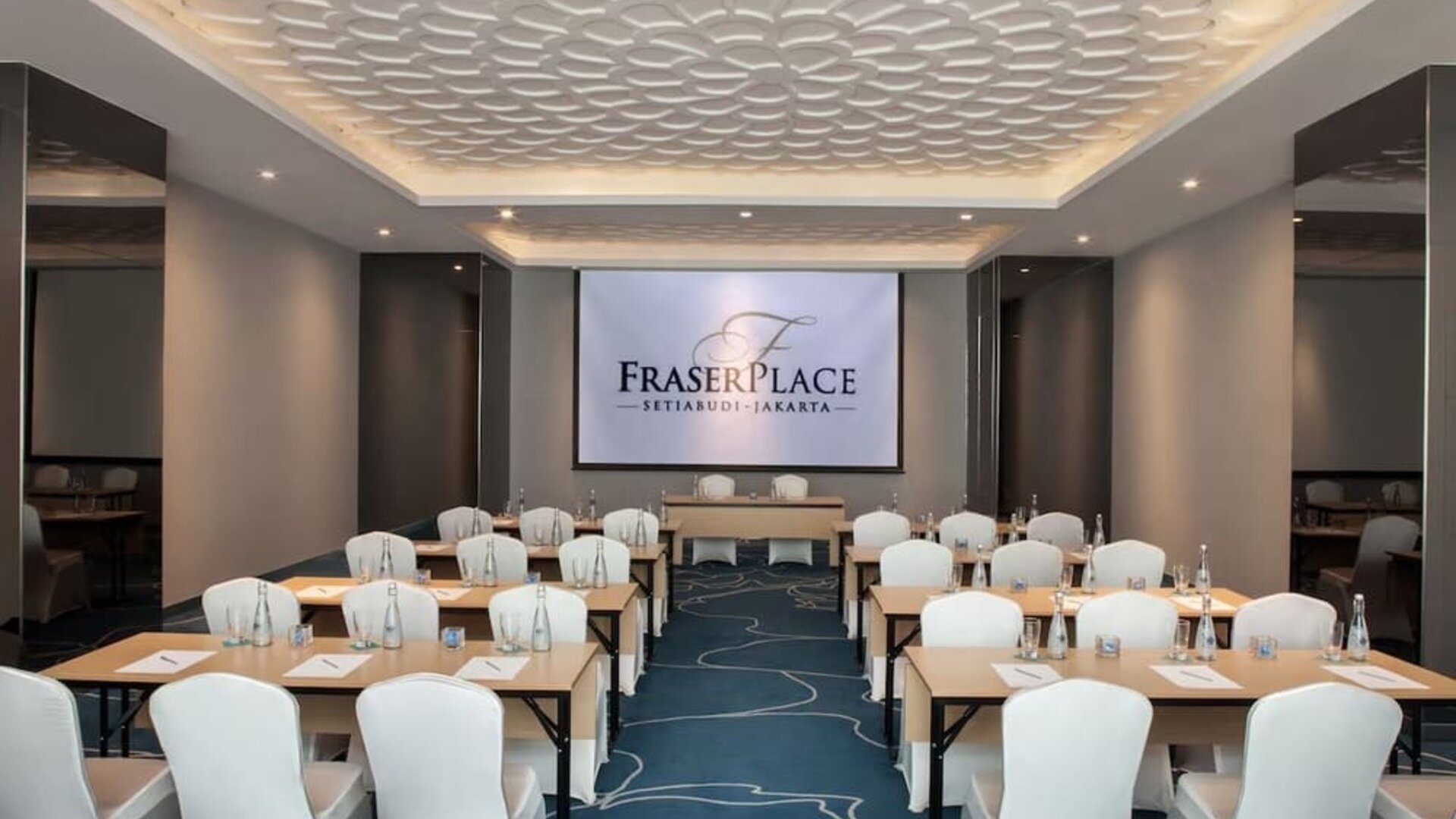 Professional meeting room at Fraser Place Setiabudi Jakarta.