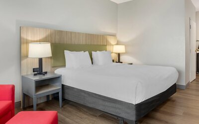 Country Inn & Suites by Radisson, Georgetown, KY