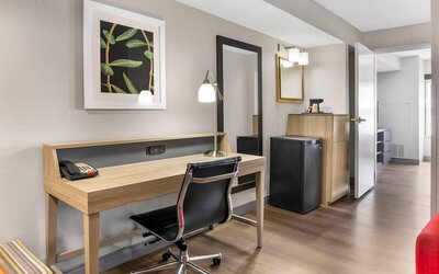 Country Inn & Suites by Radisson, Georgetown, KY