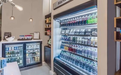 Convenience store at Sonesta Miami Airport.