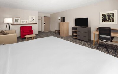 Wingate by Wyndham Lincoln Airport East I-80