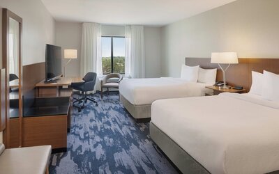 Fairfield Inn & Suites by Marriott Lincoln Southeast