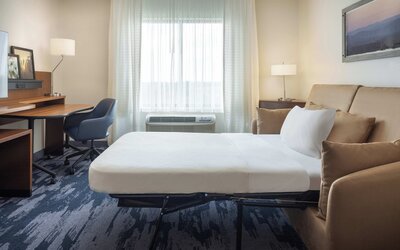 Fairfield Inn & Suites by Marriott Lincoln Southeast