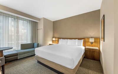 Drury Plaza Hotel Lincoln Downtown