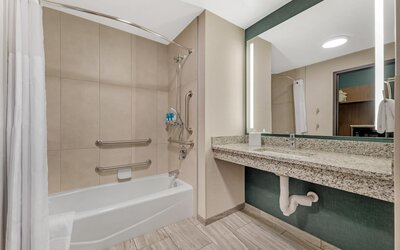 Drury Plaza Hotel Lincoln Downtown