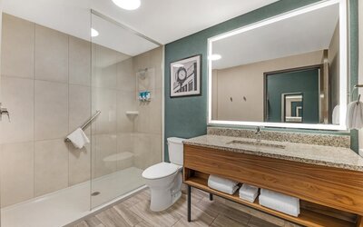 Drury Plaza Hotel Lincoln Downtown