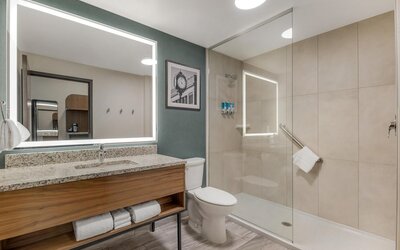Drury Plaza Hotel Lincoln Downtown